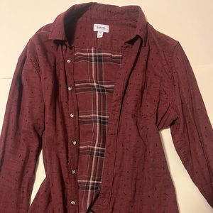SONOMA BUTTONED UP SHIRT